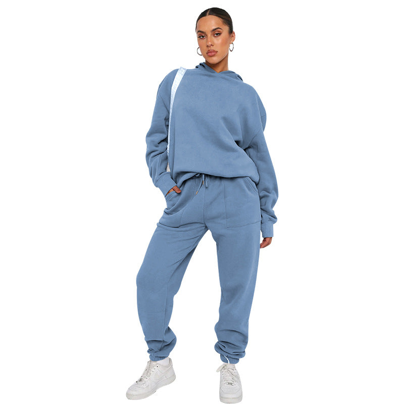 Minerva - Luźny kobiecy dres z kapturem
