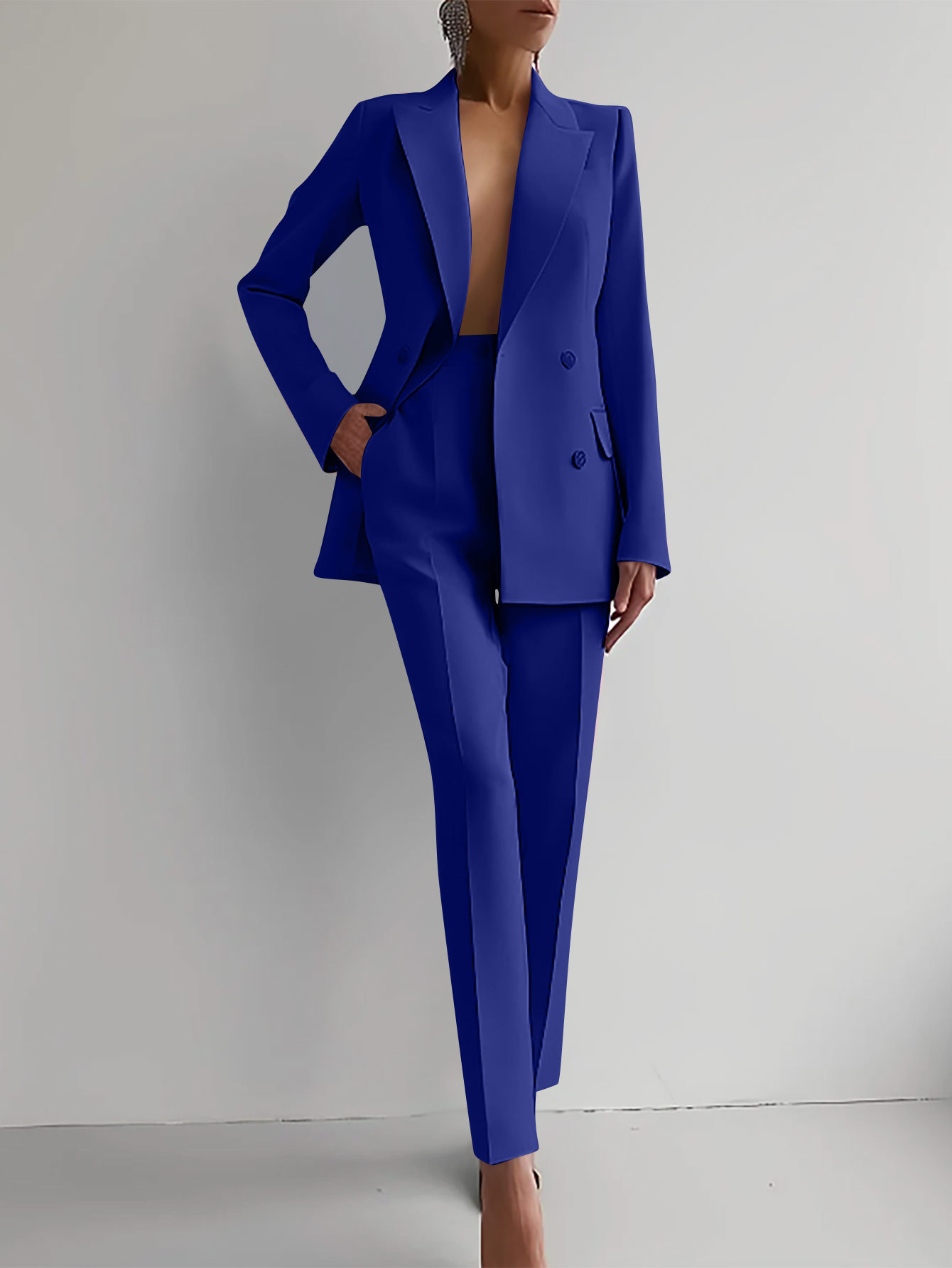 Marva - Suit with jacket and trousers for women