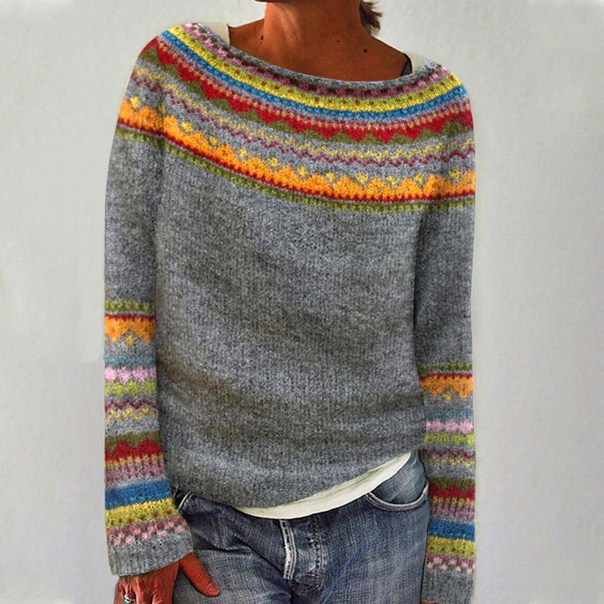 Clarissa – Sweter w nowoczesnym designie