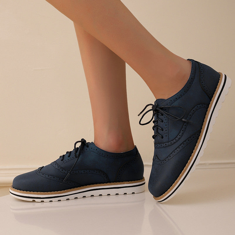 Gemma - Luźne damskie buty Derby z zamszu