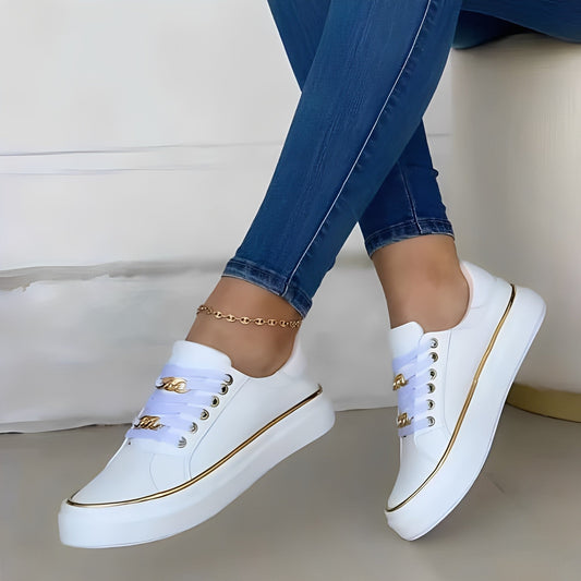 Deziree - Eleganckie damskie buty na platformie z ozdobnymi łańcuchami