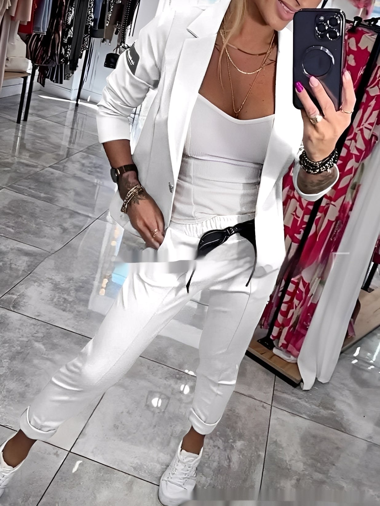 Kassandra - Stylowy dres dla kobiet