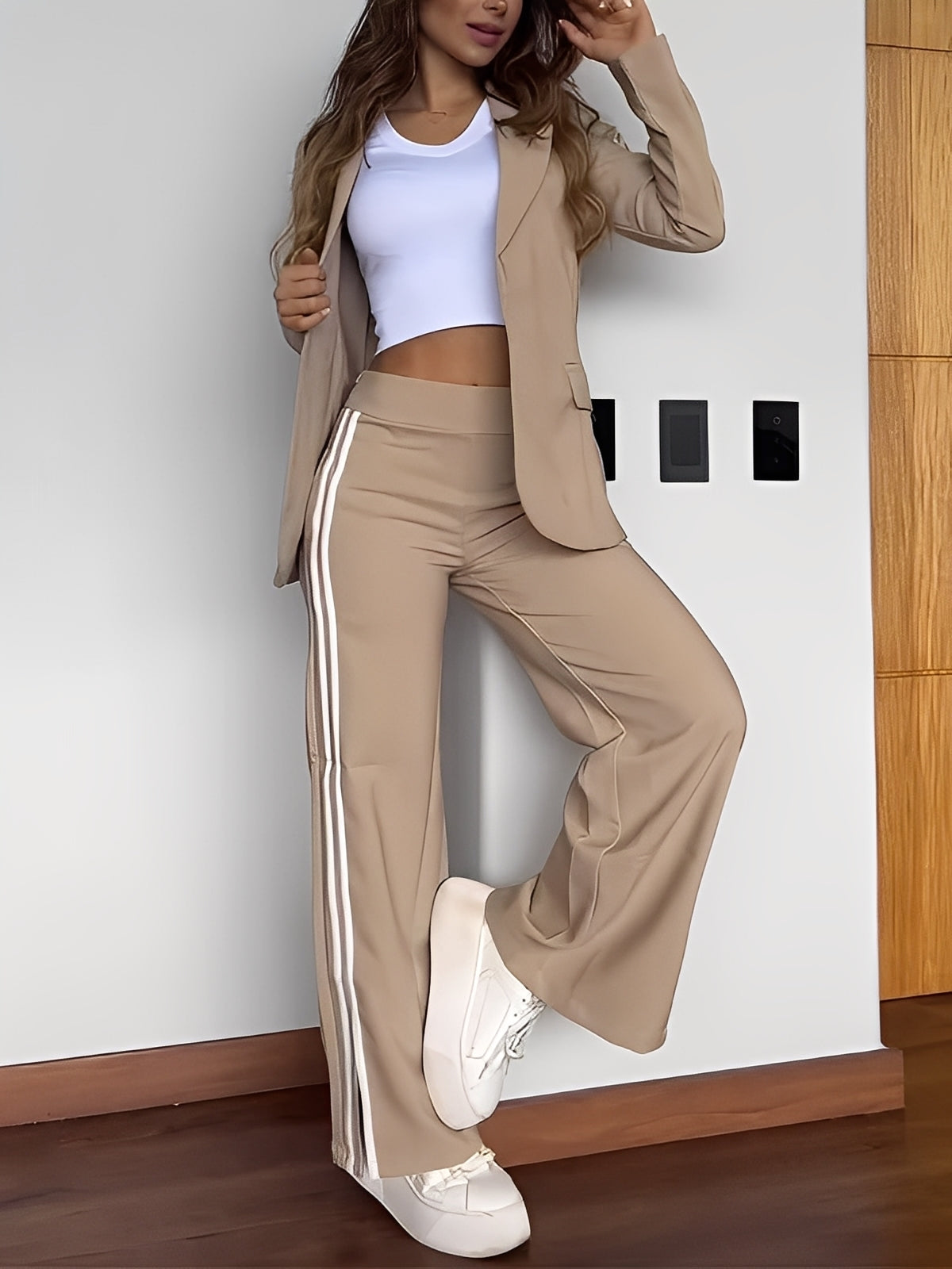 Kristina - Modny kobiecy komplet dwuczęściowy