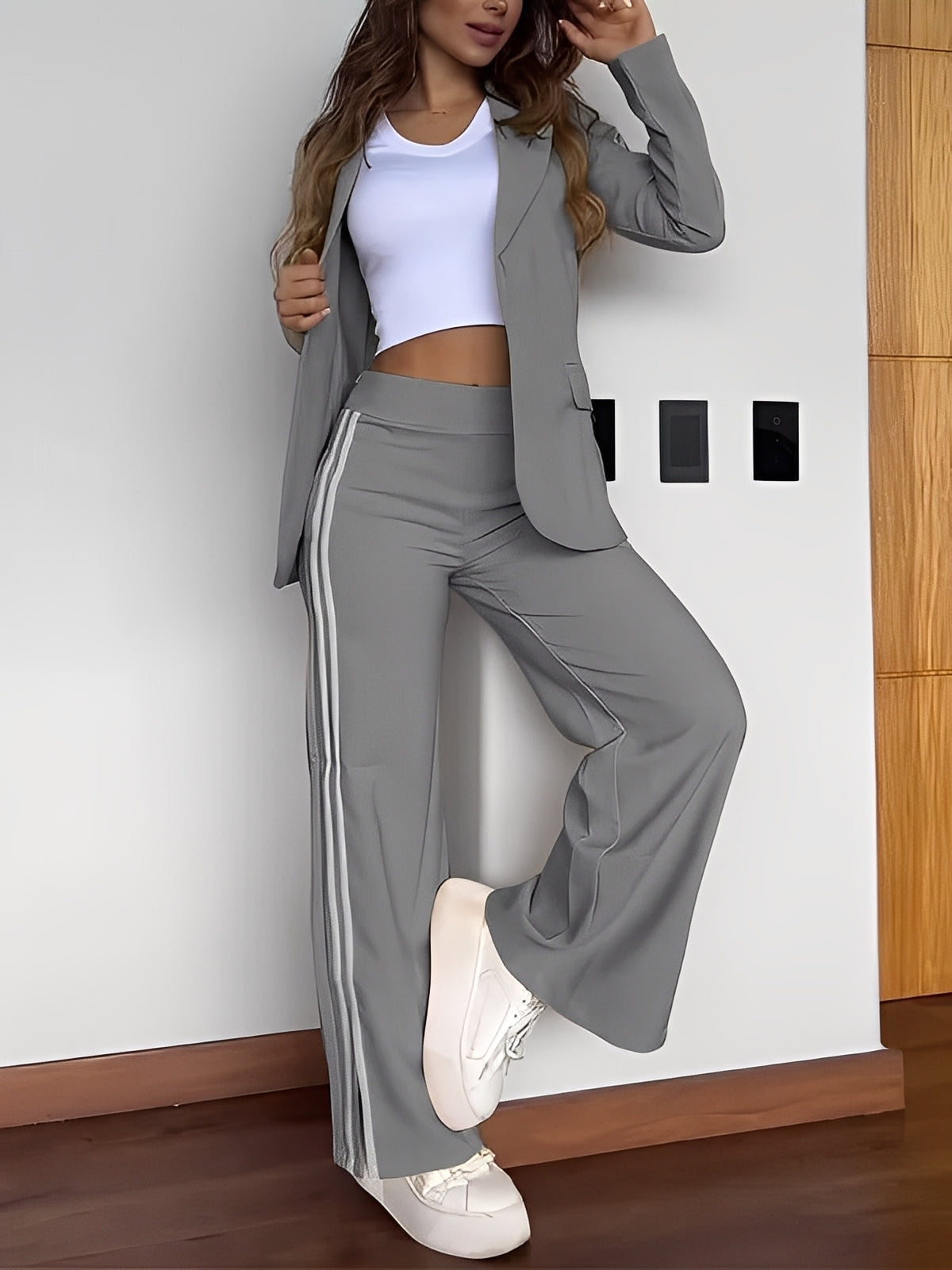Kristina - Modny kobiecy komplet dwuczęściowy
