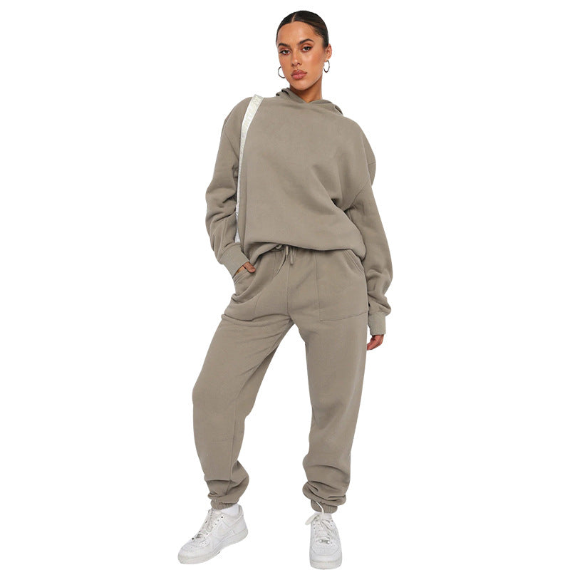 Minerva - Luźny kobiecy dres z kapturem
