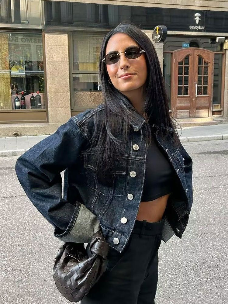 Clara – Zestaw Denim z Kurtką Trucker & Dżinsami z Wysokim Stanem