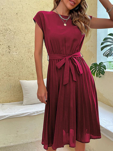 Klara – Letnia, plisowana sukienka mini z krótkim rękawem
