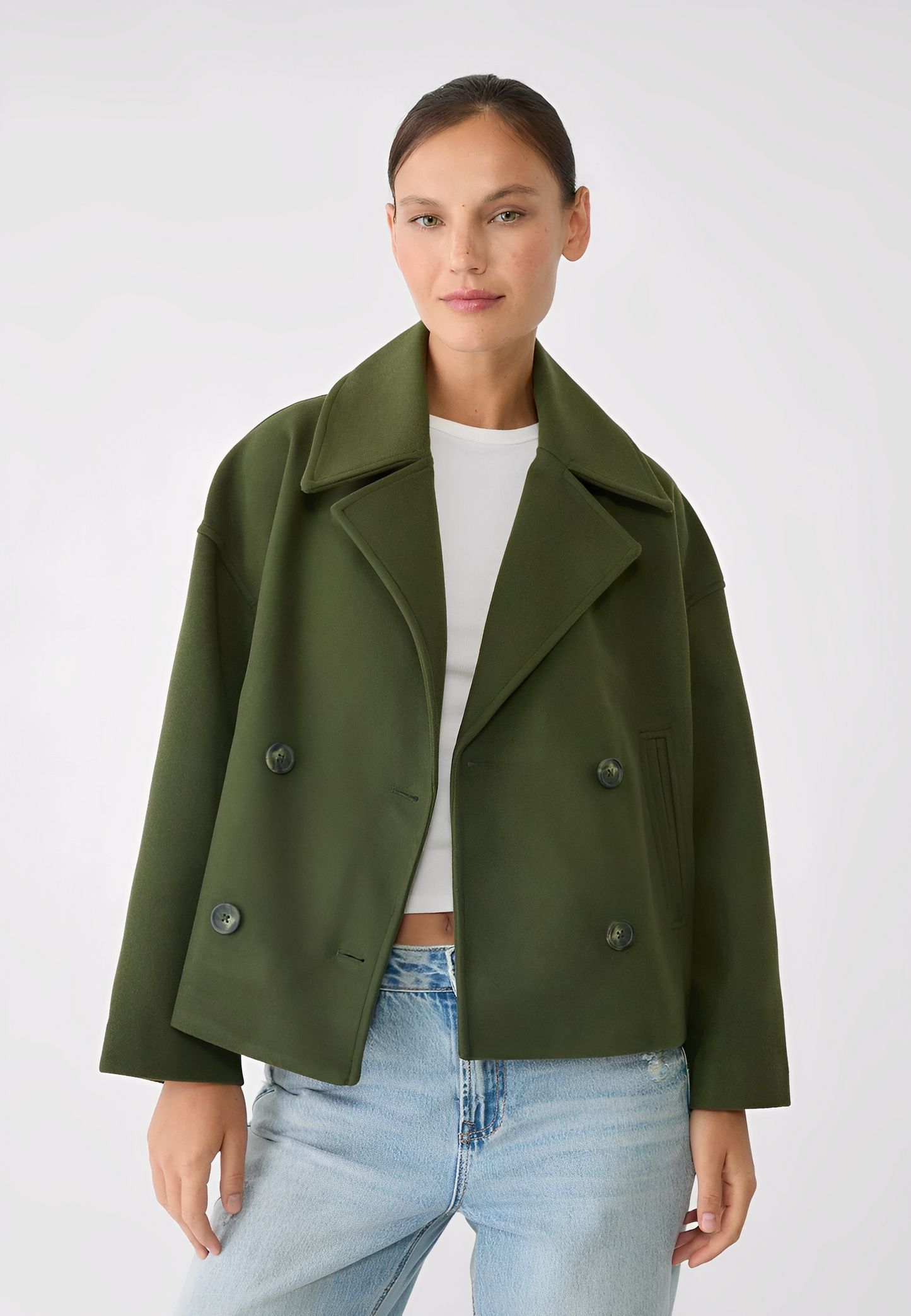 Claire – Krótka Elegancka Dwurzędowa Kurtka