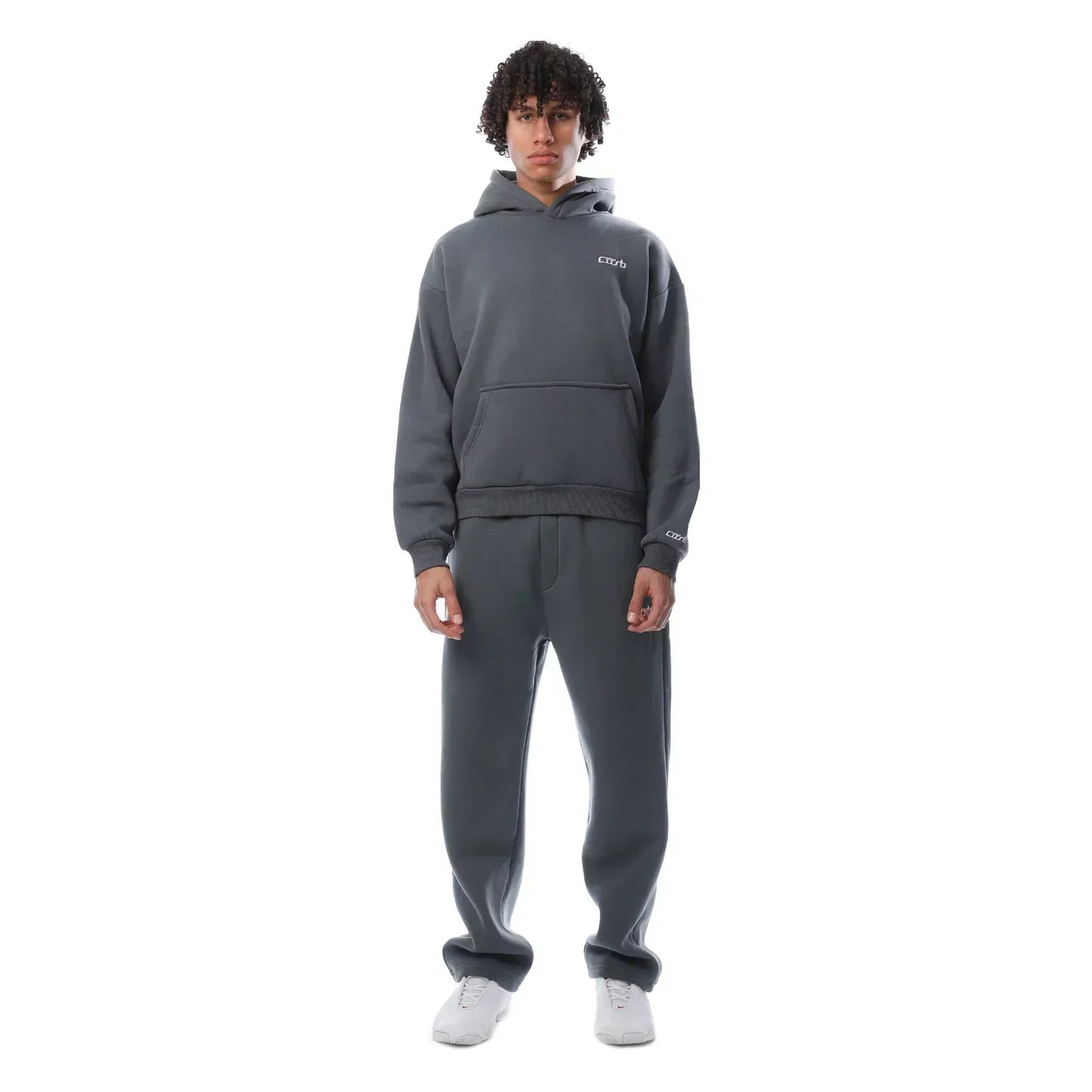 Jonas – Luźny dres w nowoczesnym stylu