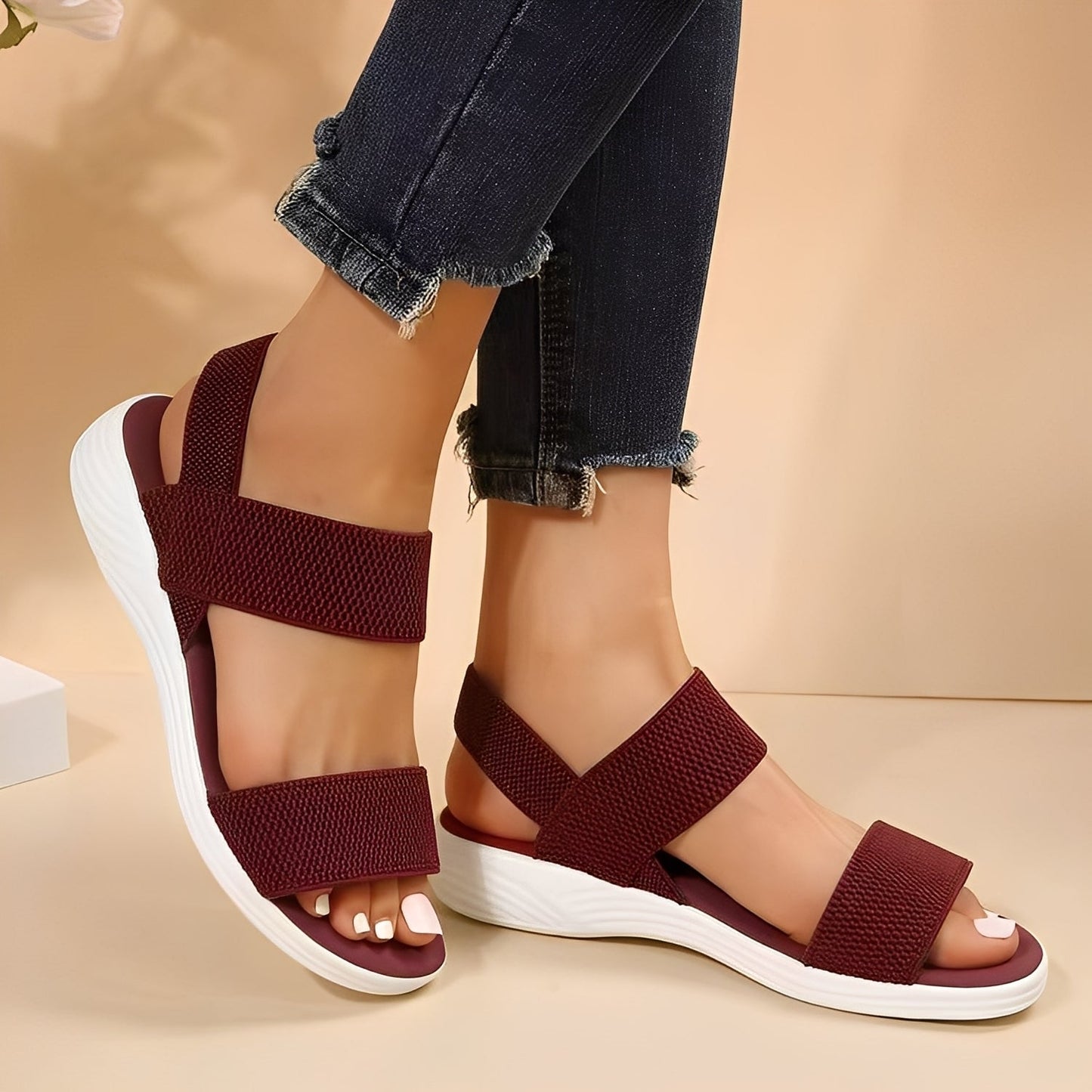 Jessika - Damskie luźne sandały z płaską podeszwą z Flyknit