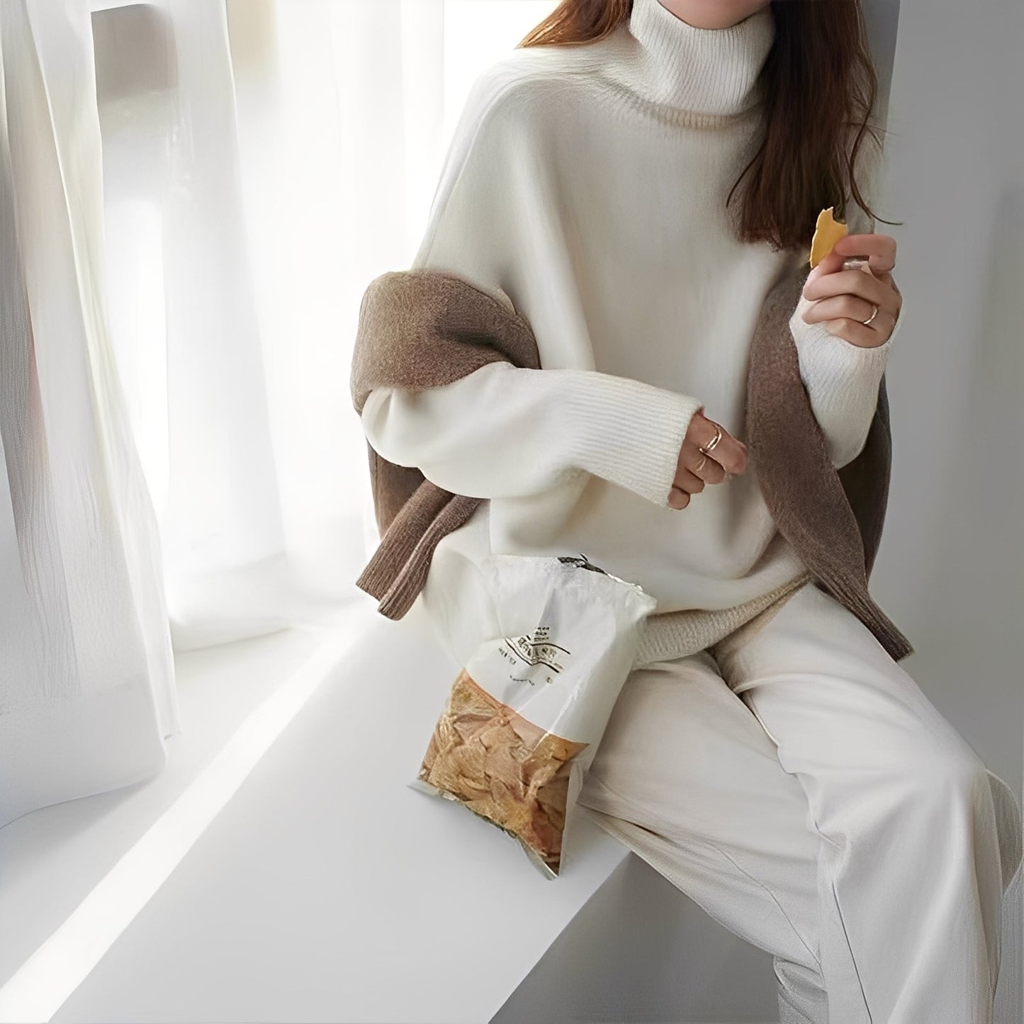 Clémentine - Szykowny sweter z golfem dla kobiet