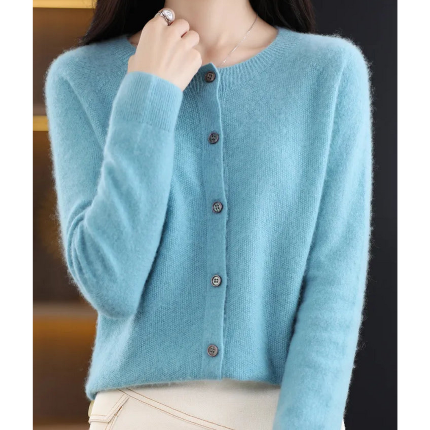 Aubry - Soft cardigan made of fine wool