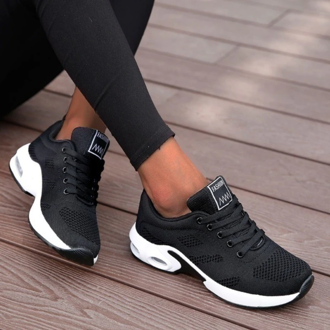 Lina - Lekkie Sneakersy z Oddychającym Wypełnieniem