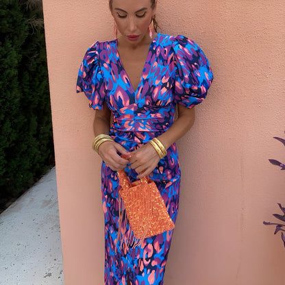 Gaëlle - Sukienka w kolorowe wzory z marszczonymi rękawami dla kobiet