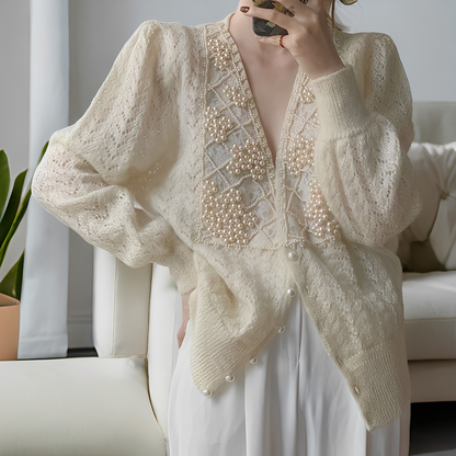 Jolie - Elegancki sweter z ozdobnymi guzikami