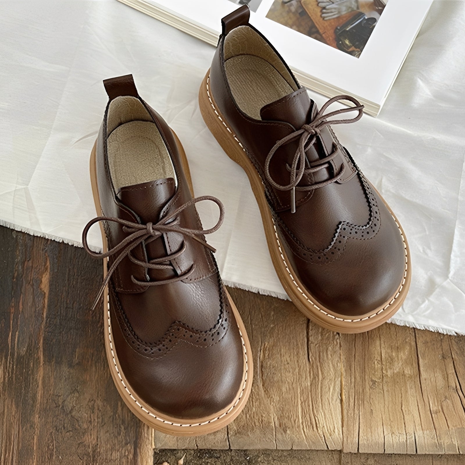 Vanessa - Klasyczne damskie buty oxford
