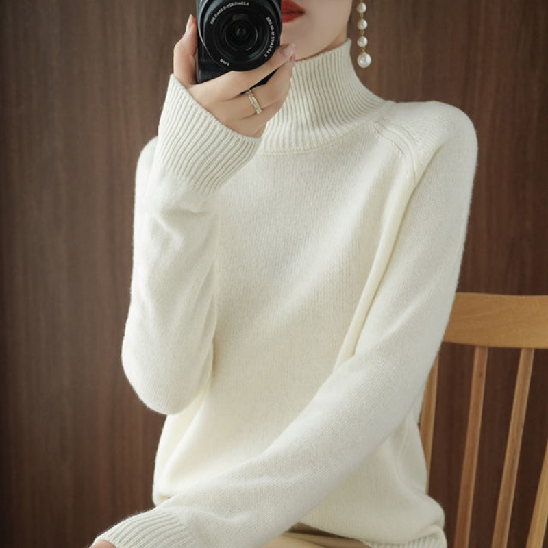 Softy - Cashmere Turtleneck Sweater made of Knit Fabric