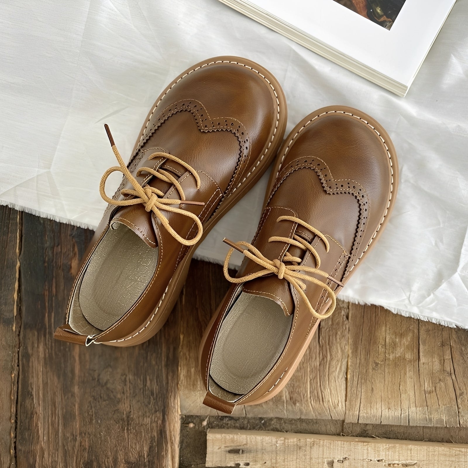 Vanessa - Klasyczne damskie buty oxford