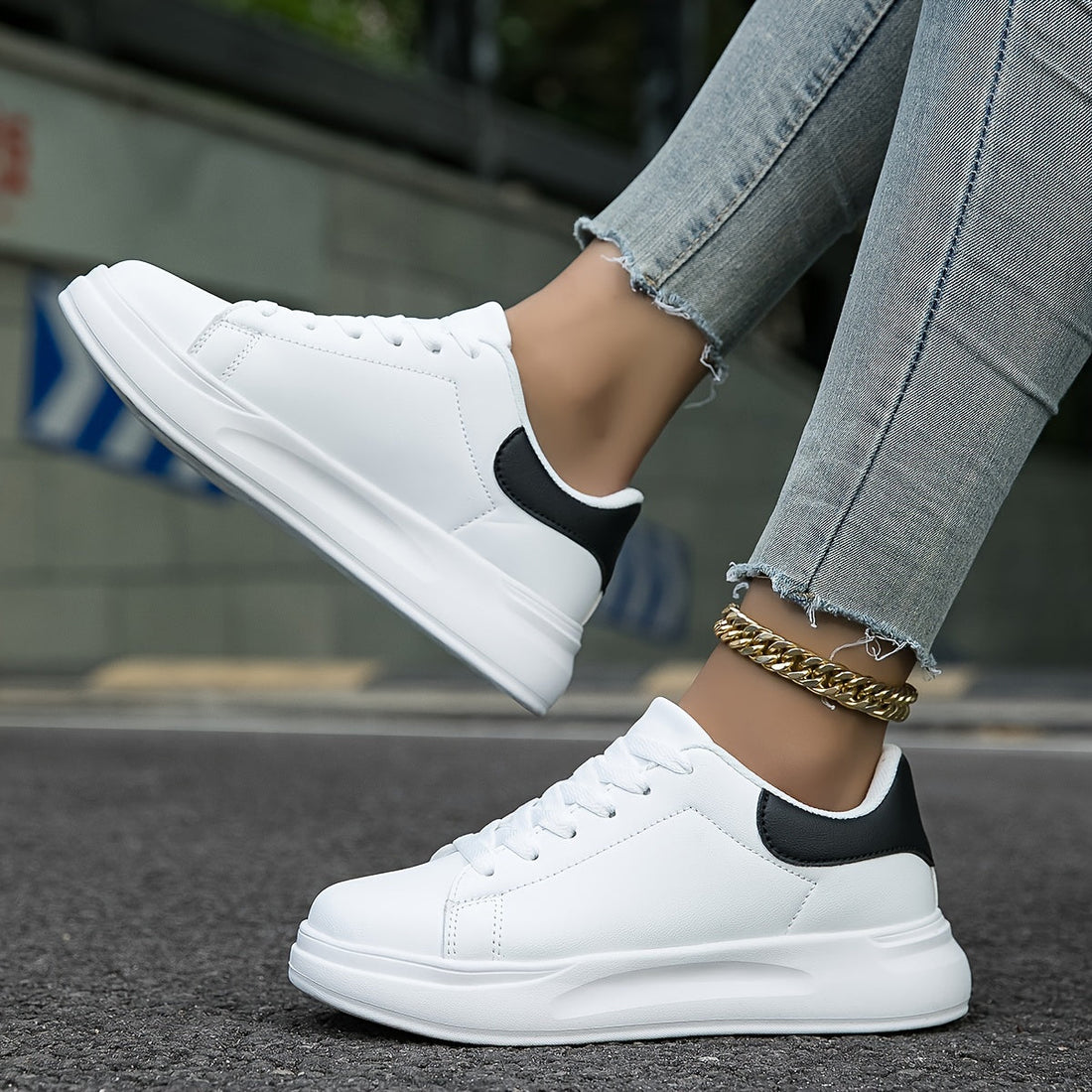 Layla - Weiße Damensneaker aus Leder für den Alltag