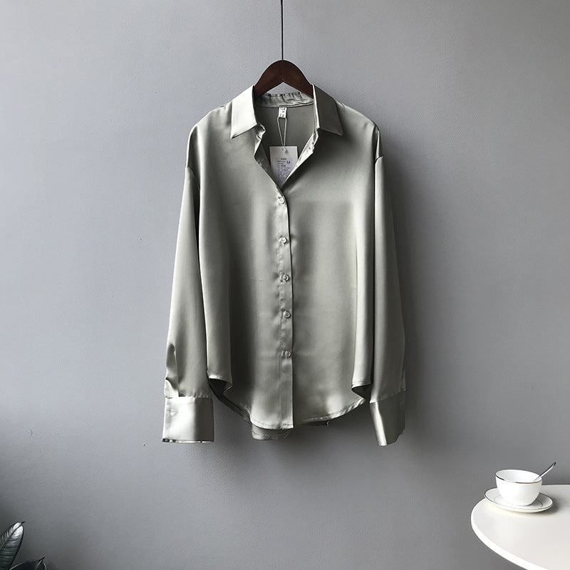 Briana - Elegancka bluzka z satyny i jedwabiu z guzikami dla kobiet