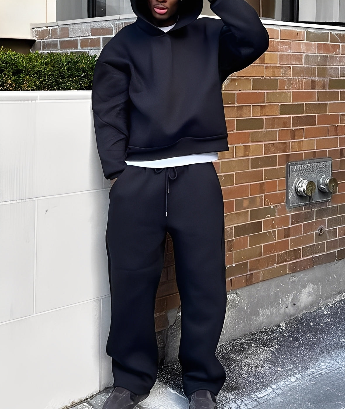 Marco - Comfortable set with oversized hooded sweatshirt for men