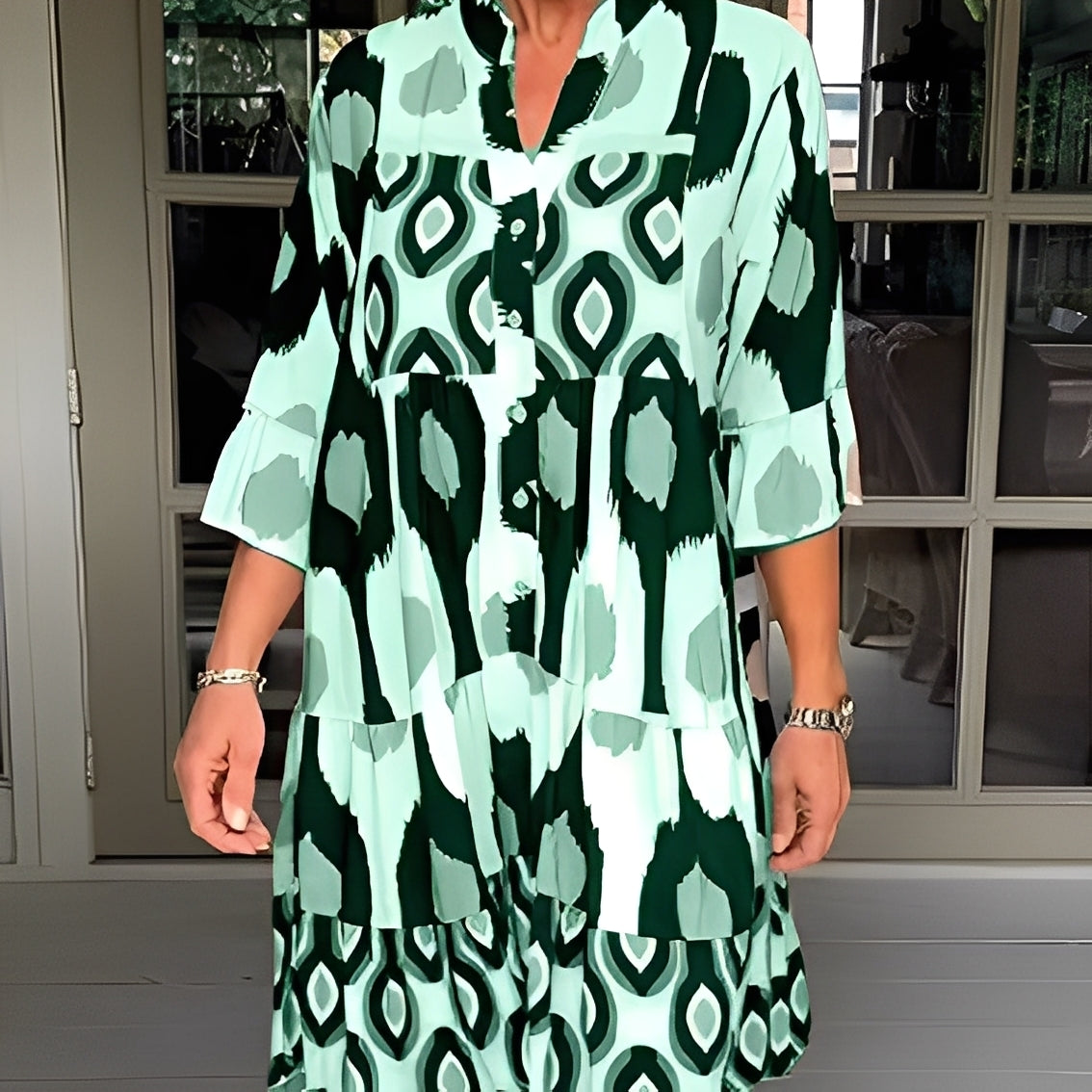 Floriane - Luźna sukienka z nadrukiem dla kobiet