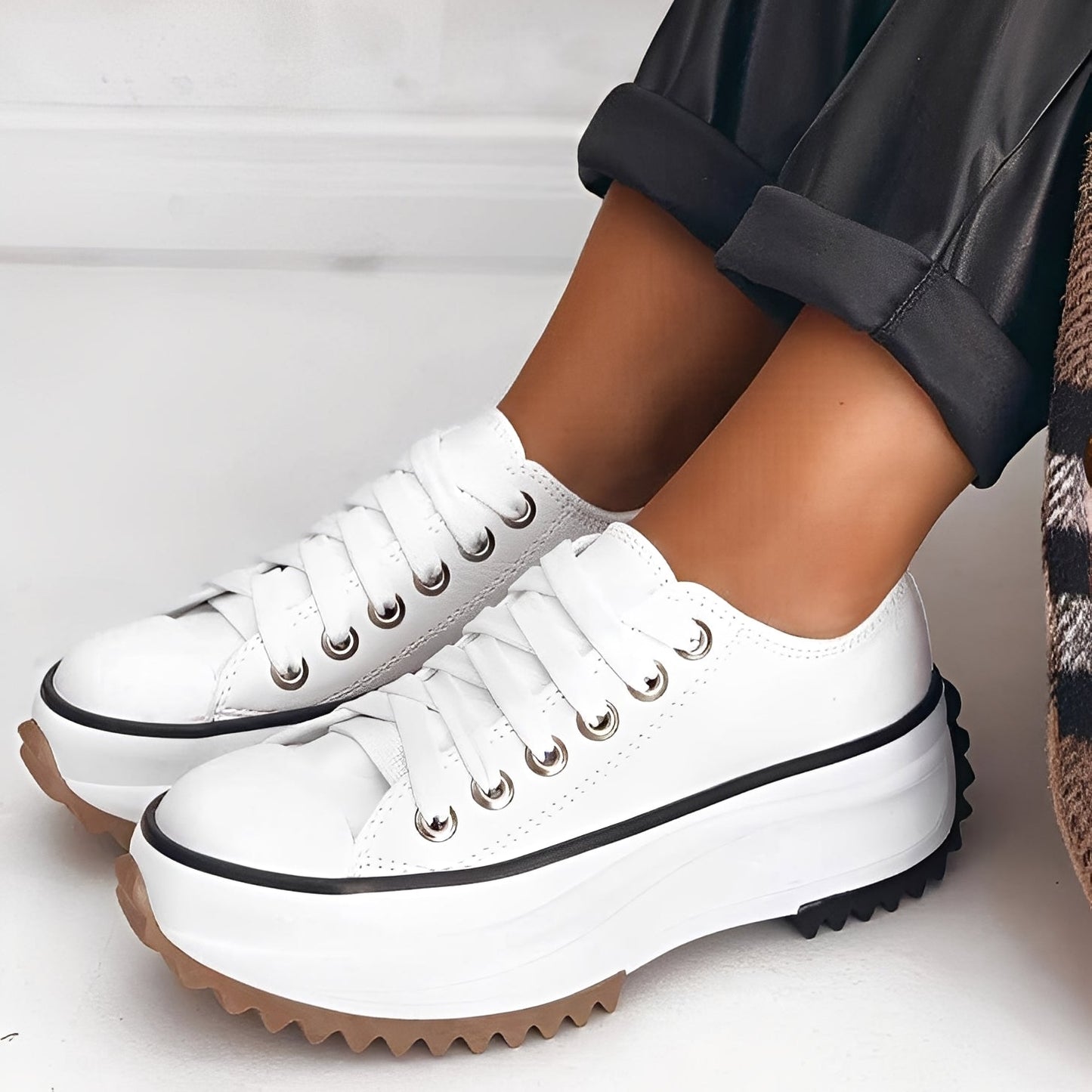 Lorayne - Damskie buty na grubej podeszwie do rekreacji