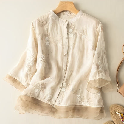 Madelina - Stylowa bluzka vintage z haftem kwiatowym