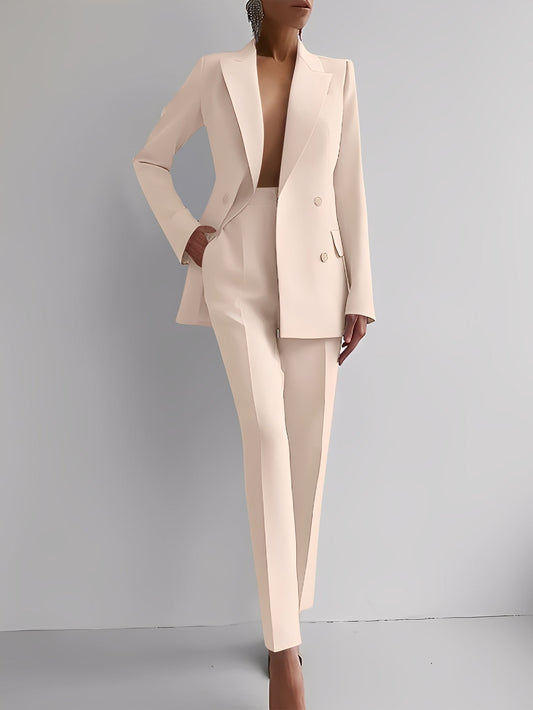 Nydia - Stylowy damski zestaw Slim-Fit z żakietem i spodniami