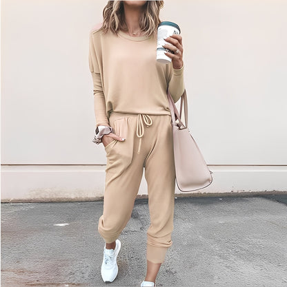 Danielle - Kobiecy, luźny strój treningowy
