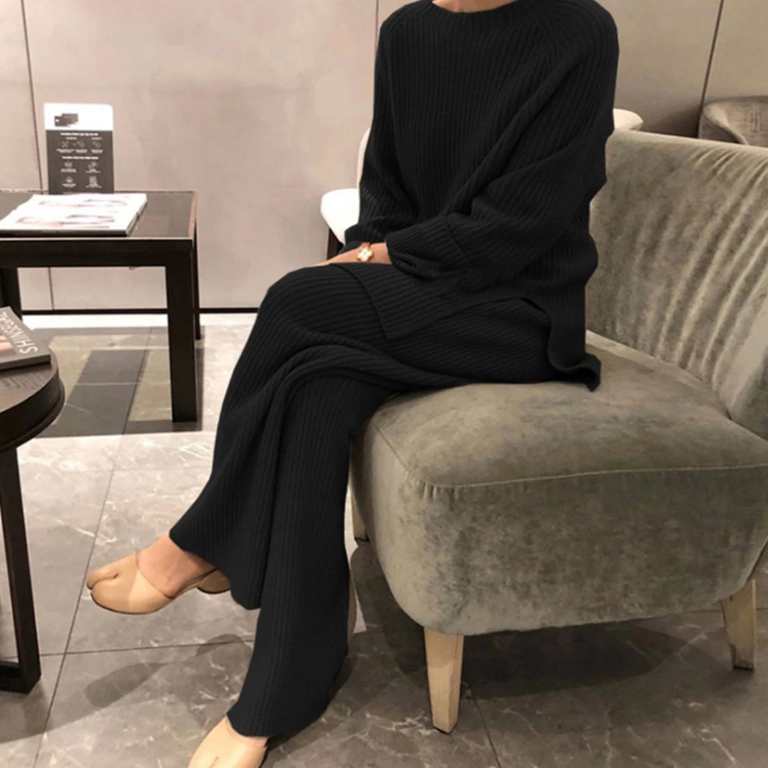 Samantha - Elegancki zestaw z swetrem i spodniami
