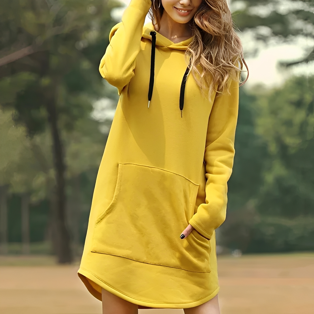 Juris - Elegancka mini sukienka z kapturem