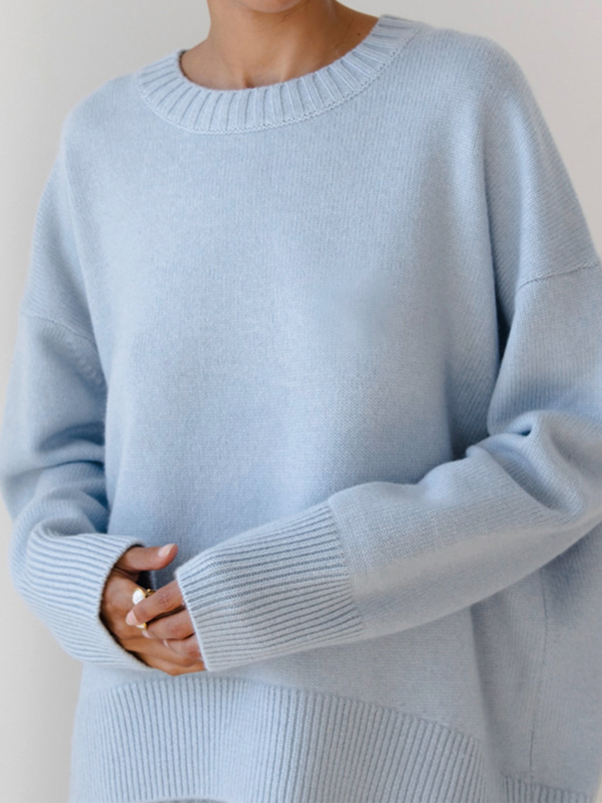Amara – Oversize sweter „Cukrowa wata“
