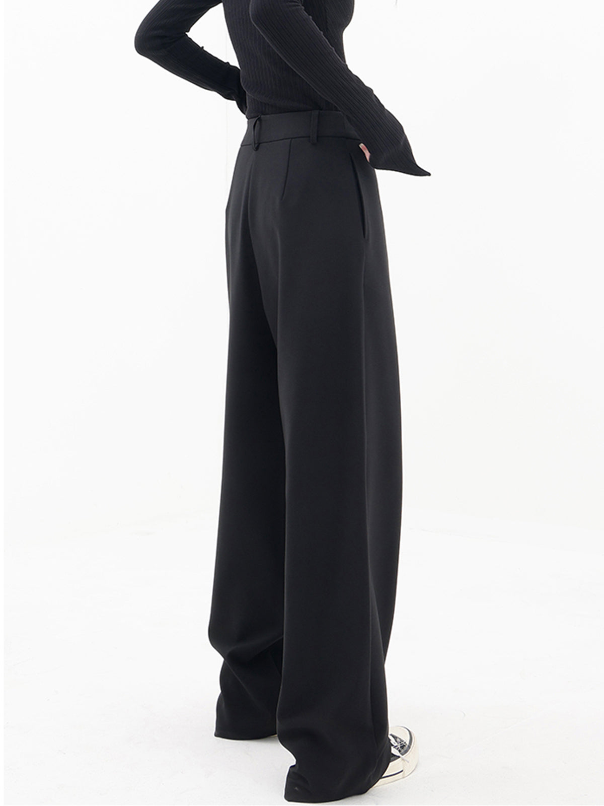 Thalia – Asymetryczne Baggy Spodnie
