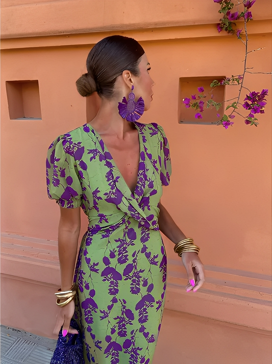 Étiennette - Elegancka i stylowa sukienka dla kobiet