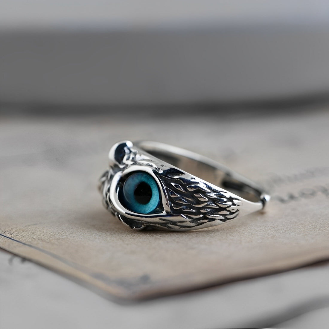 Niva – Regulowany Pierścionek Amulet w Srebrze i Opalu