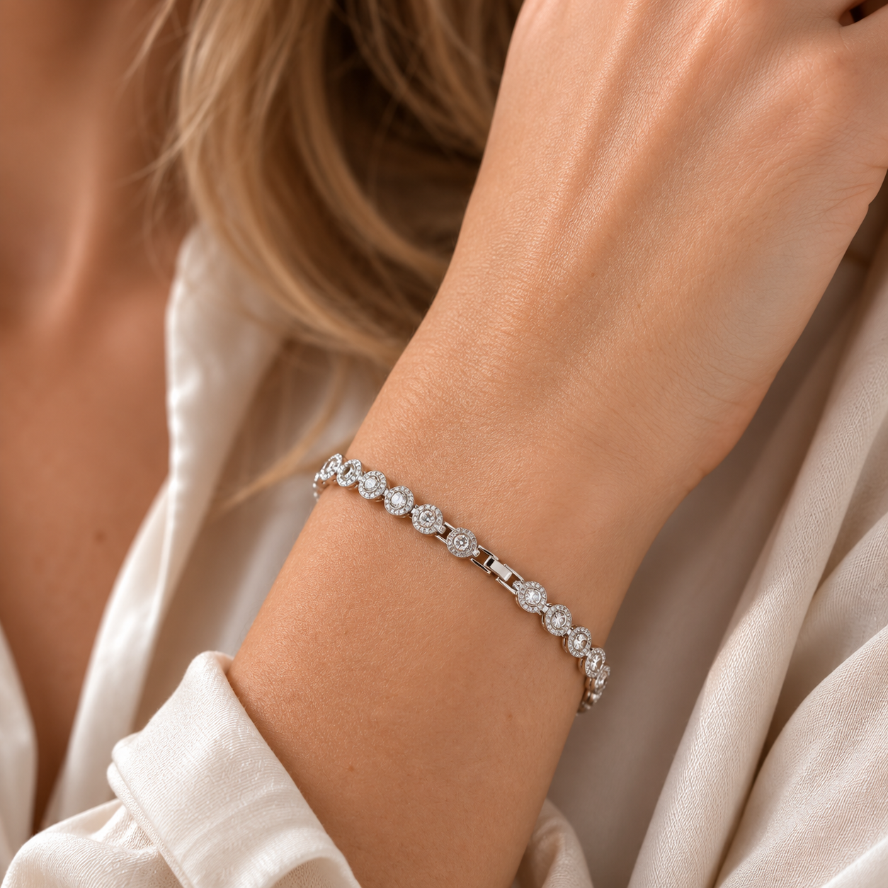 Victoria – Naszyjnik i bransoletka z błyszczącym okrągłym guzikiem