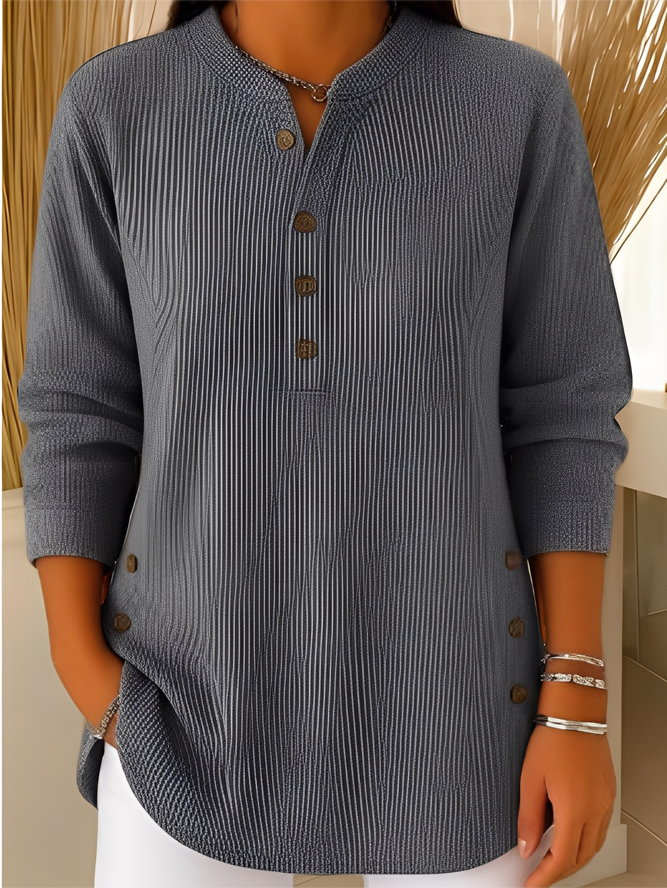 Jocelyn - Luźny sweter z guzikami dla kobiet