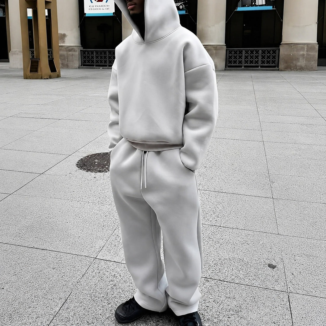 Marco - Swobodny zestaw z oversize'owym hoodie dla mężczyzn