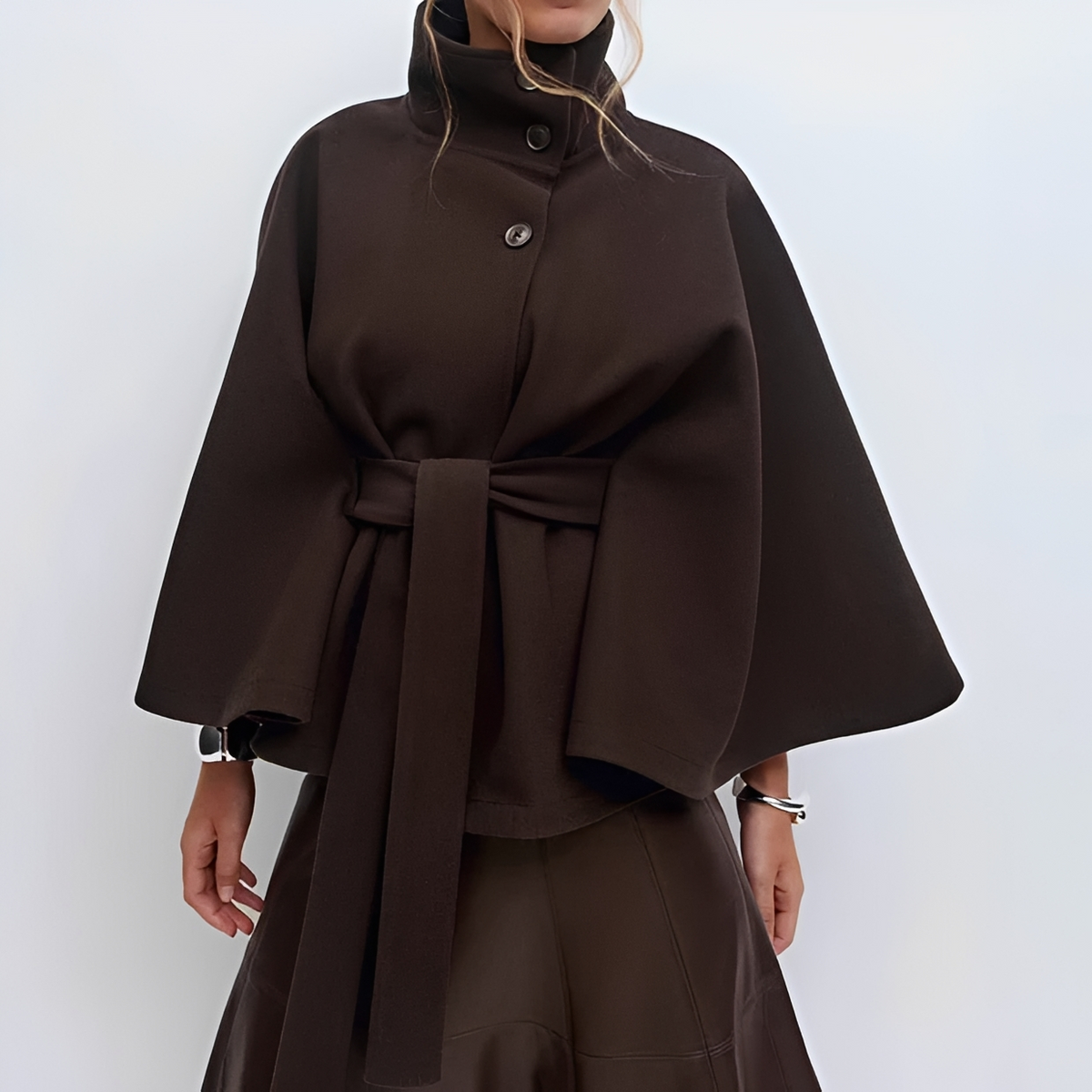 Ginabelle - Elegancka i przytulna kurtka z paskiem