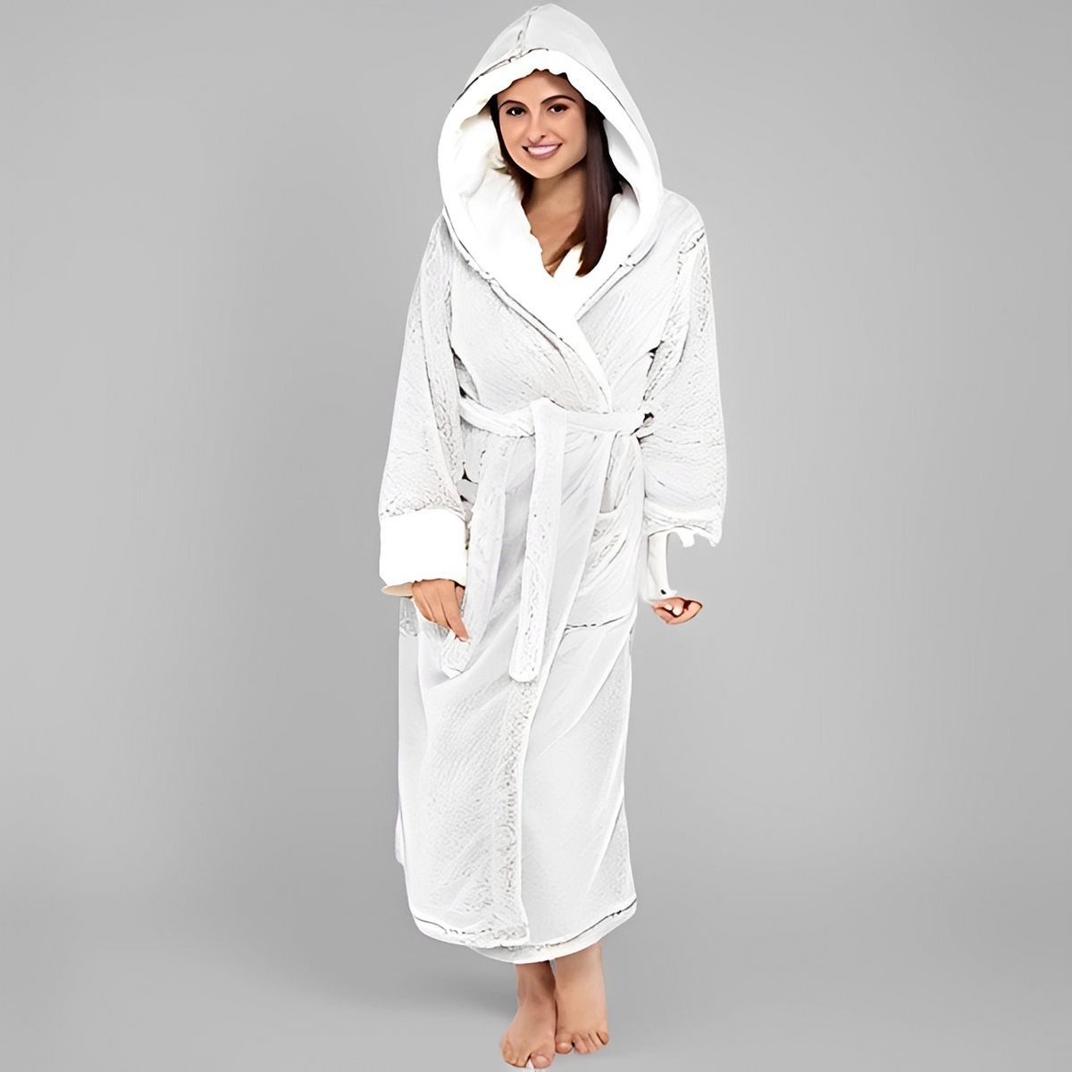 Carleta - Miękki i elegancki szlafrok z kapturem