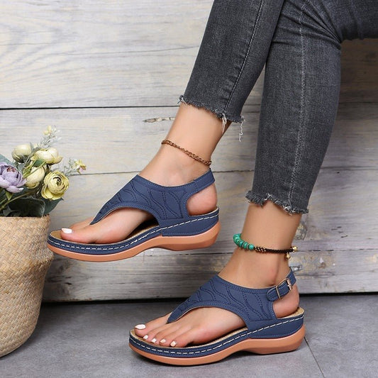 Anieka - Fashionable orthopedic sandals