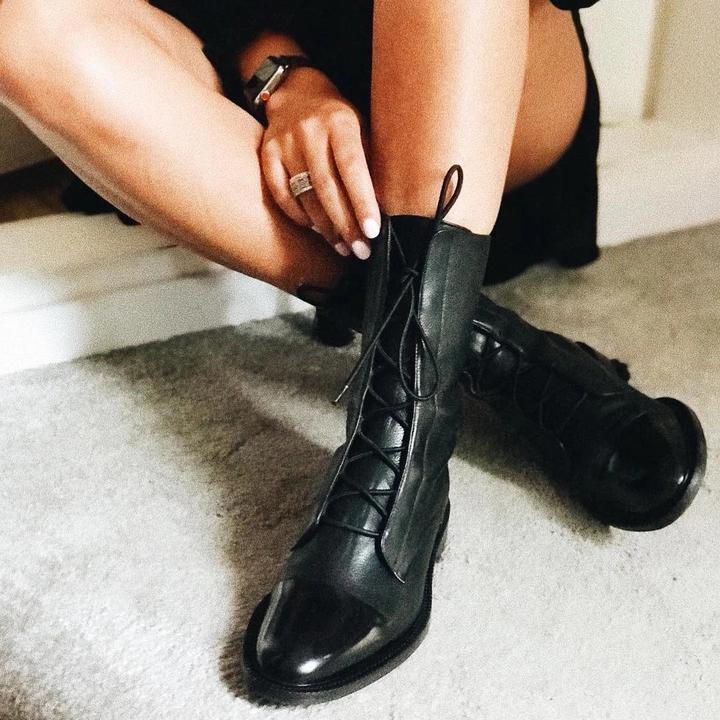 Hailey – Eleganckie botki z delikatnym obcasem