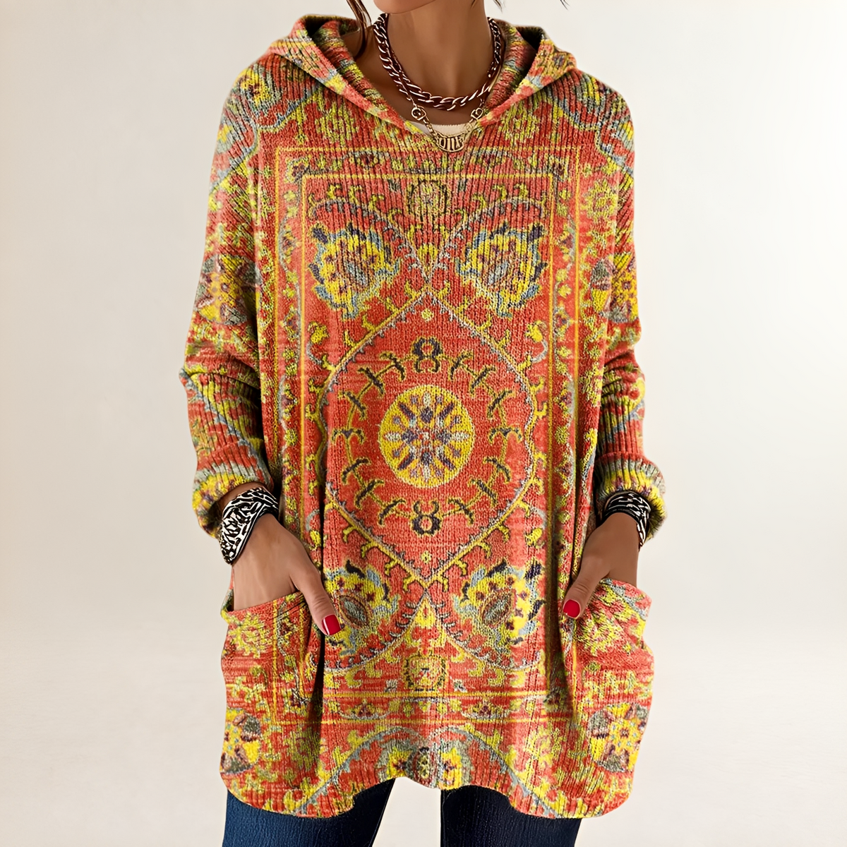 Damska bluza hoodie tunikowa z kieszeniami i nadrukiem etnicznym