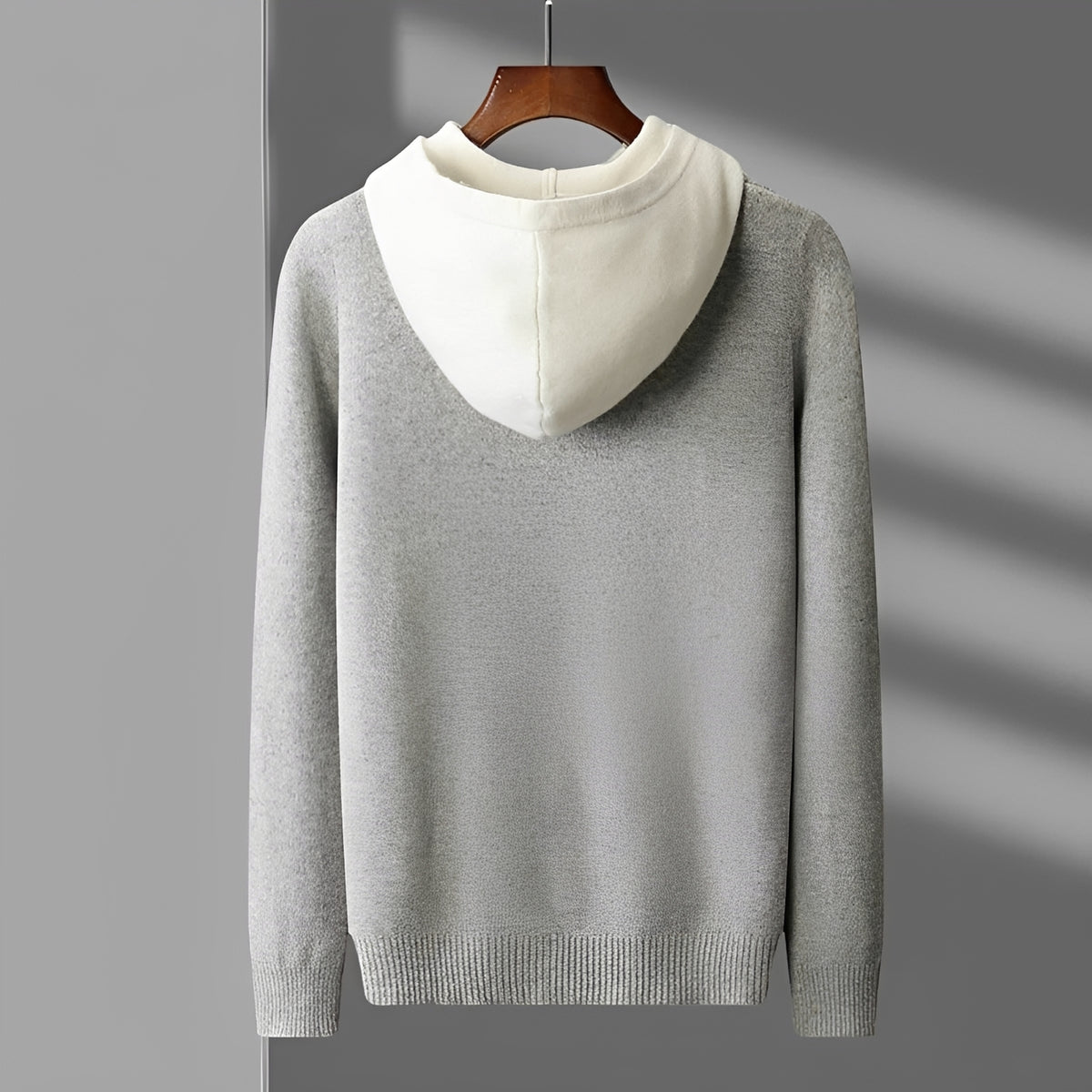 Męska bluza hoodie z guzikami i kontrastowym kołnierzem - regular fit