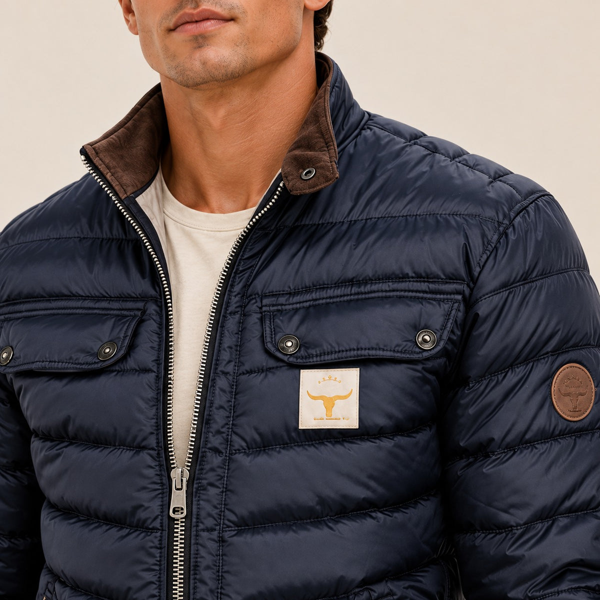 Męska kurtka pikowana - stójka, zamek, slim fit, nowoczesny styl