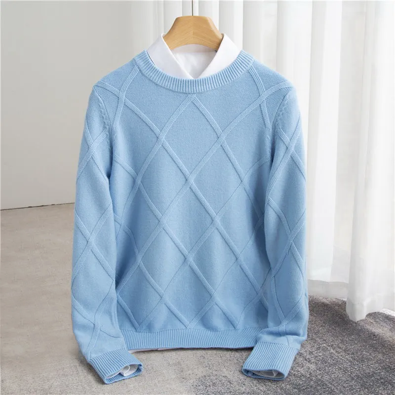 Męski sweter z dekoltem O z wzorem argyle i ribowanymi mankietami - regularny krój