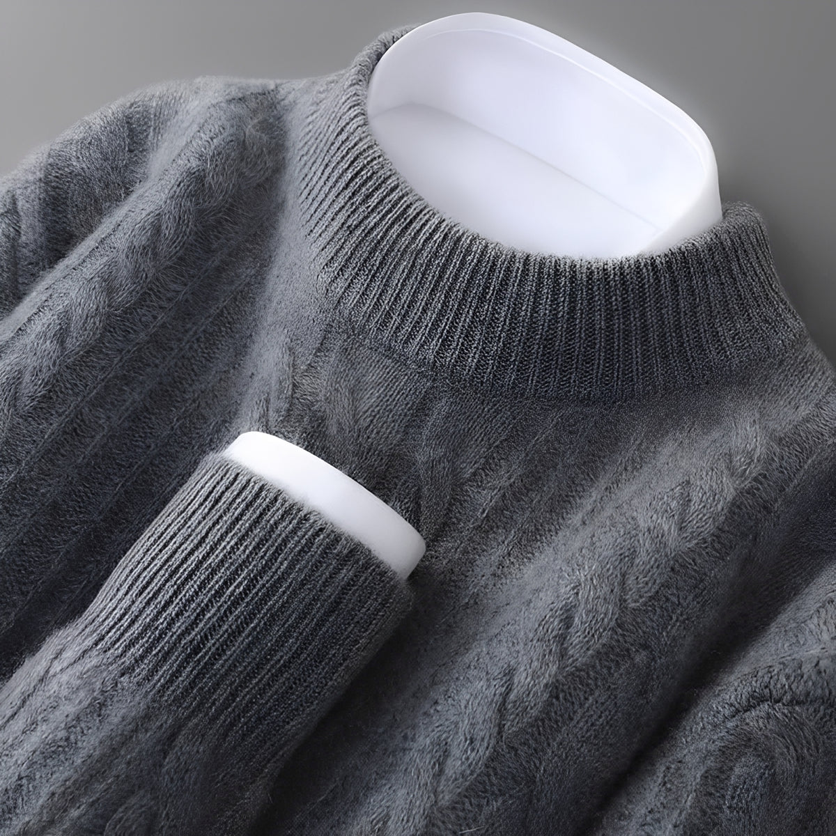 Męski sweter z okrągłym dekoltem i długim rękawem - miękki teksturowany design