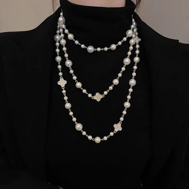 Collen – Elegancki złoty naszyjnik z perłą